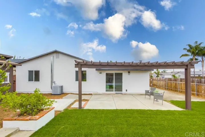 10895 Greenford Drive, San Diego, California 92126