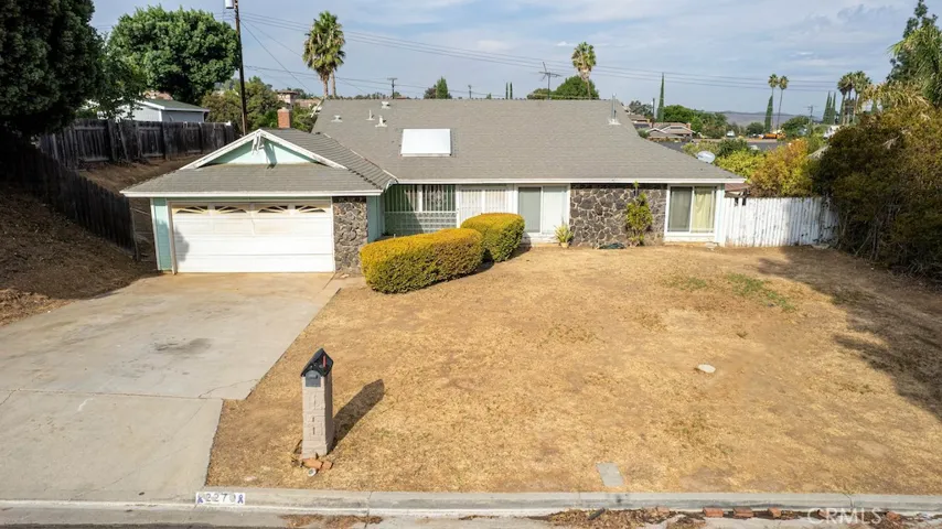 2270 Burning Tree Drive, Corona, California 92882