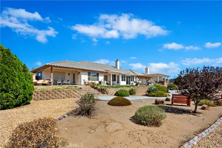 19507 Huasna Road, Apple Valley, California 92307