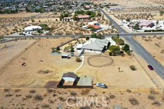 19507 Huasna Road, Apple Valley, California 92307