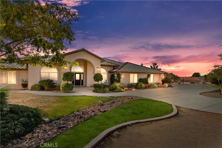 19507 Huasna Road, Apple Valley, California 92307