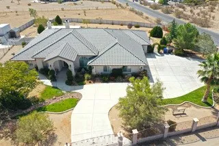 19507 Huasna Road, Apple Valley, California 92307