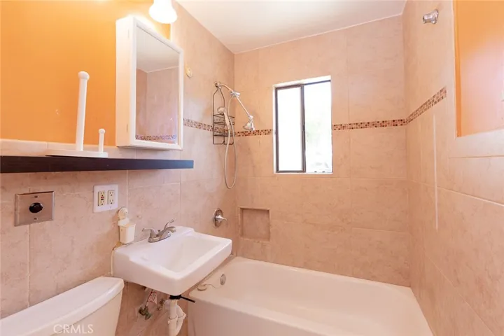 8209 Lemon Circle, Buena Park, California 90620