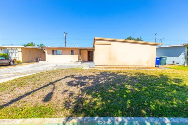 8209 Lemon Circle, Buena Park, California 90620