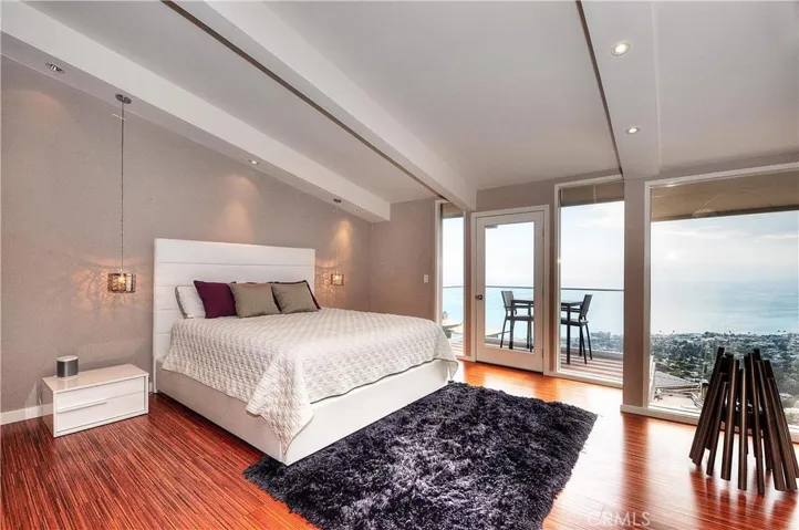 1169 Katella Street, Laguna Beach, California 92651