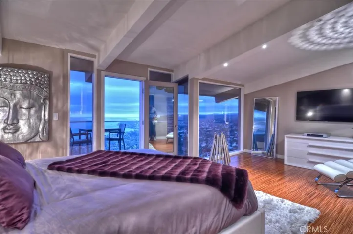 1169 Katella Street, Laguna Beach, California 92651
