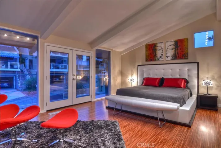 1169 Katella Street, Laguna Beach, California 92651