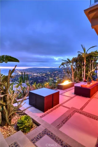 1169 Katella Street, Laguna Beach, California 92651