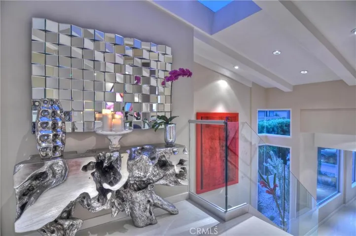 1169 Katella Street, Laguna Beach, California 92651