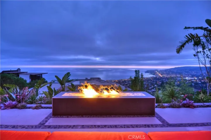 1169 Katella Street, Laguna Beach, California 92651