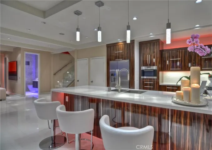 1169 Katella Street, Laguna Beach, California 92651