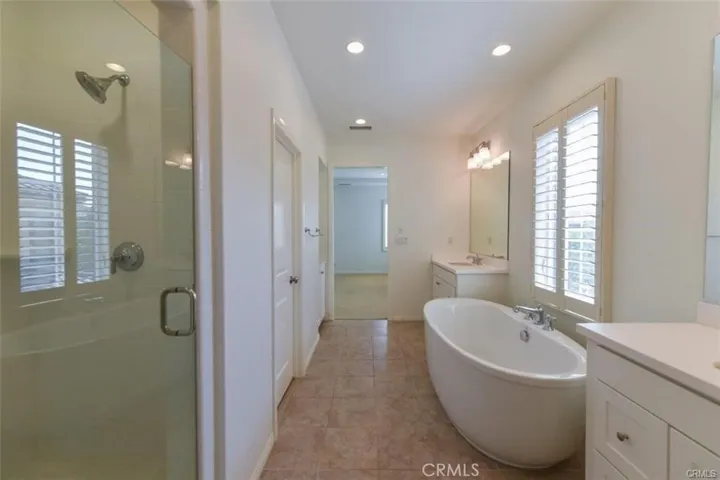 116 Summer Lilac, Irvine, California 92620