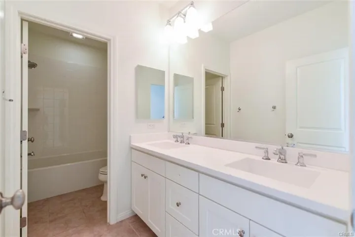 116 Summer Lilac, Irvine, California 92620
