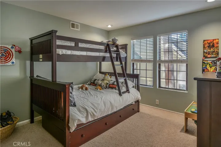 27981 St Bernard Lane, Lake Arrowhead, California 92352