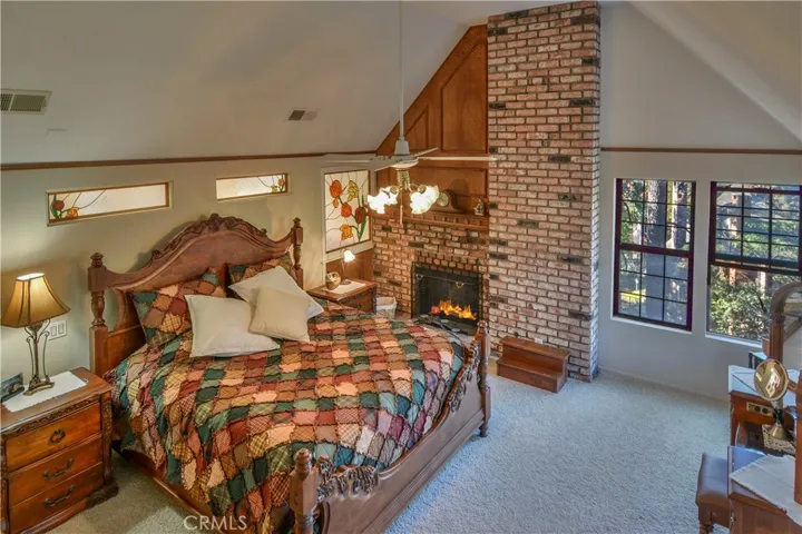 27981 St Bernard Lane, Lake Arrowhead, California 92352