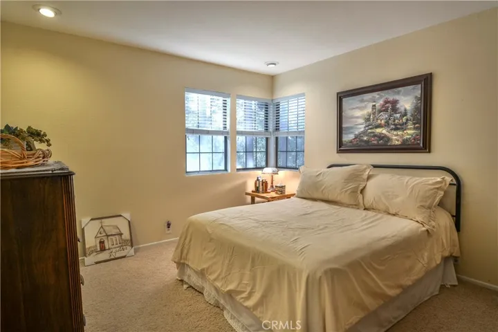 27981 St Bernard Lane, Lake Arrowhead, California 92352