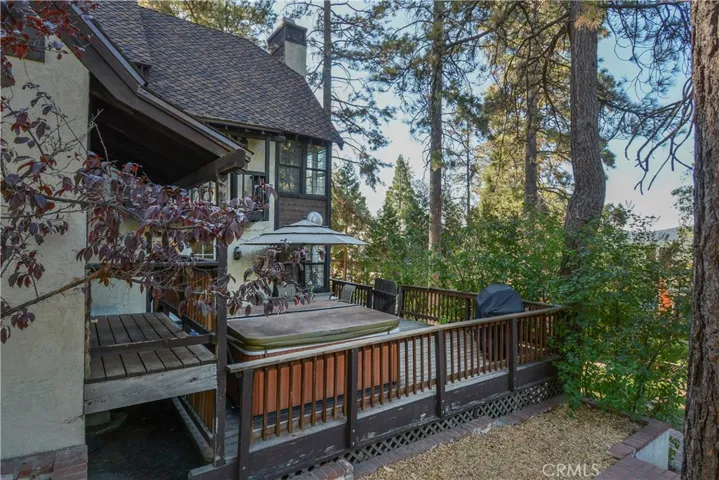 27981 St Bernard Lane, Lake Arrowhead, California 92352