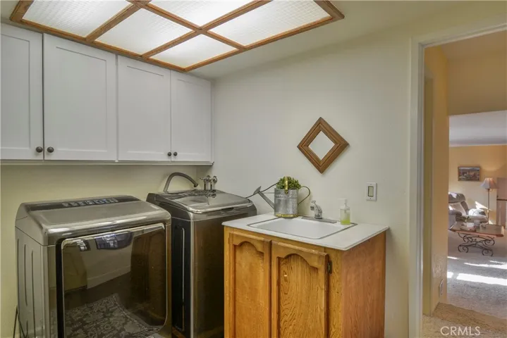 27981 St Bernard Lane, Lake Arrowhead, California 92352