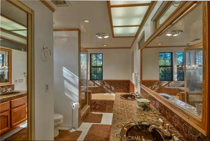 27981 St Bernard Lane, Lake Arrowhead, California 92352
