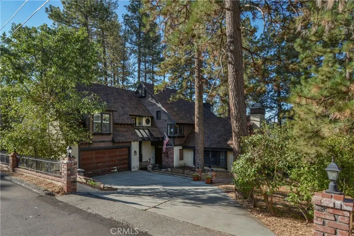 27981 St Bernard Lane, Lake Arrowhead, California 92352