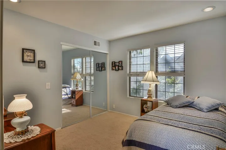 27981 St Bernard Lane, Lake Arrowhead, California 92352