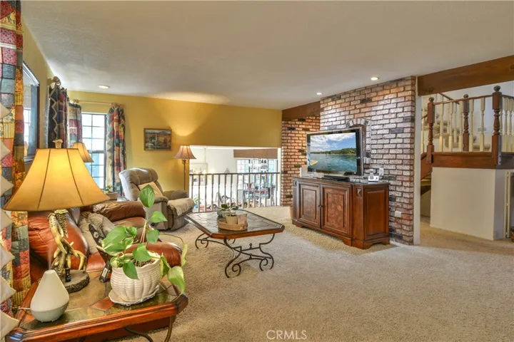 27981 St Bernard Lane, Lake Arrowhead, California 92352