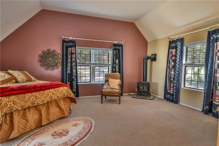 27981 St Bernard Lane, Lake Arrowhead, California 92352