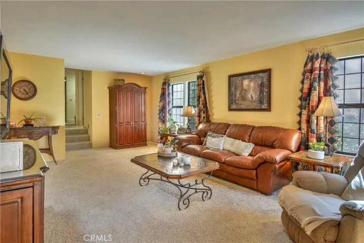 27981 St Bernard Lane, Lake Arrowhead, California 92352