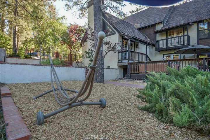 27981 St Bernard Lane, Lake Arrowhead, California 92352
