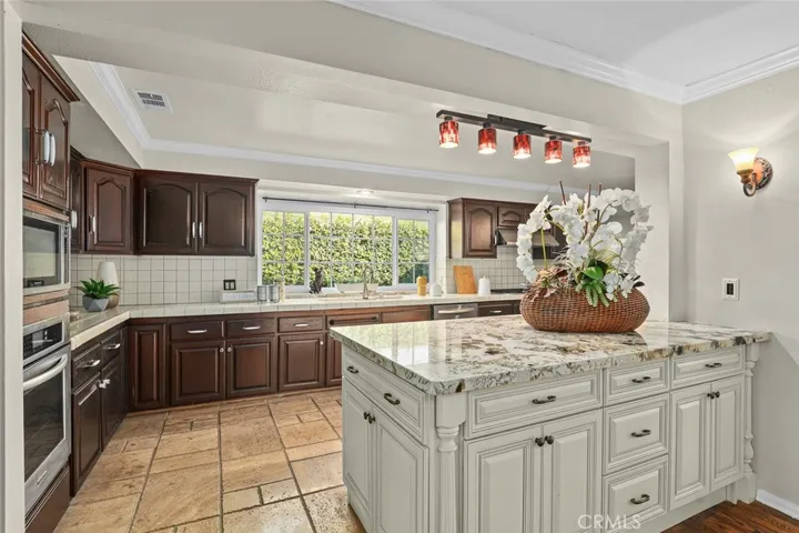 1010 E Camino Real Avenue, Arcadia, California 91006