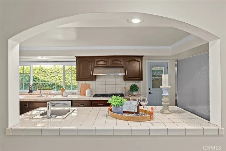 1010 E Camino Real Avenue, Arcadia, California 91006