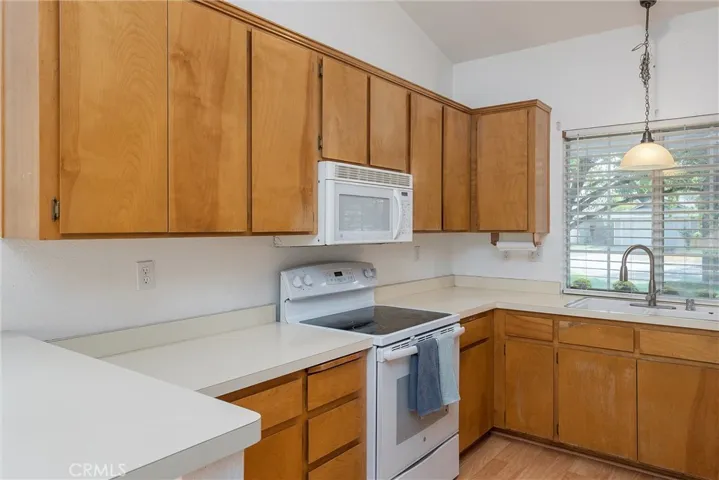 15 Silkwood Way, Chico, California 95973