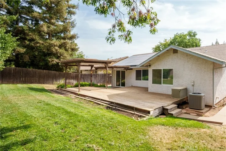 15 Silkwood Way, Chico, California 95973