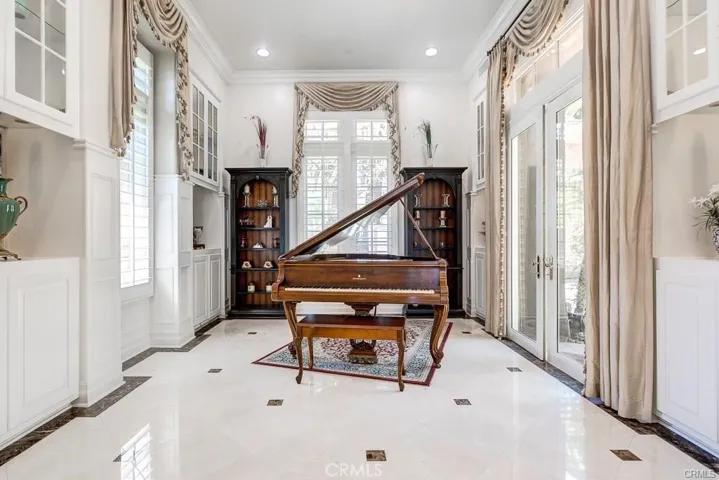 11236 Horizon Way, Tustin, California 92782