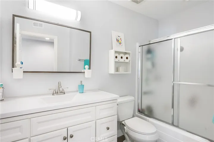 18316 Hatteras Street 5, Tarzana, California 91356