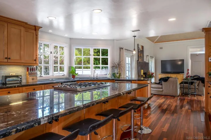 16875 Camino Lago De Cristal, San Diego, California 92067