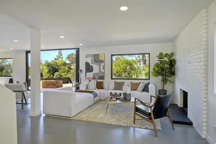 4204 Albatross Dr, San Diego, California 92103