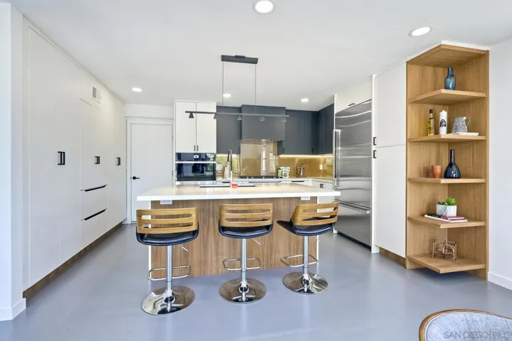 4204 Albatross Dr, San Diego, California 92103