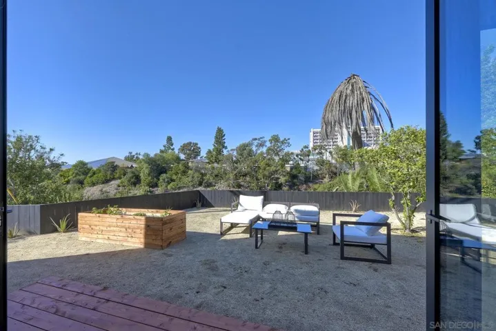 4204 Albatross Dr, San Diego, California 92103
