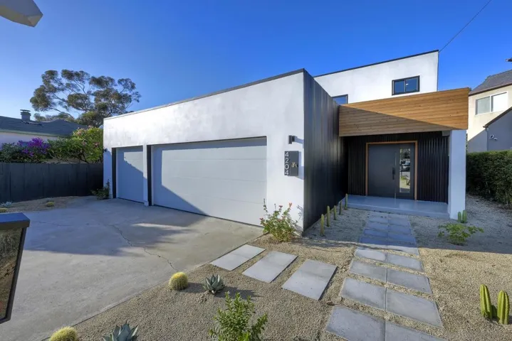 4204 Albatross Dr, San Diego, California 92103