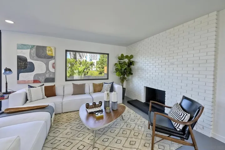 4204 Albatross Dr, San Diego, California 92103