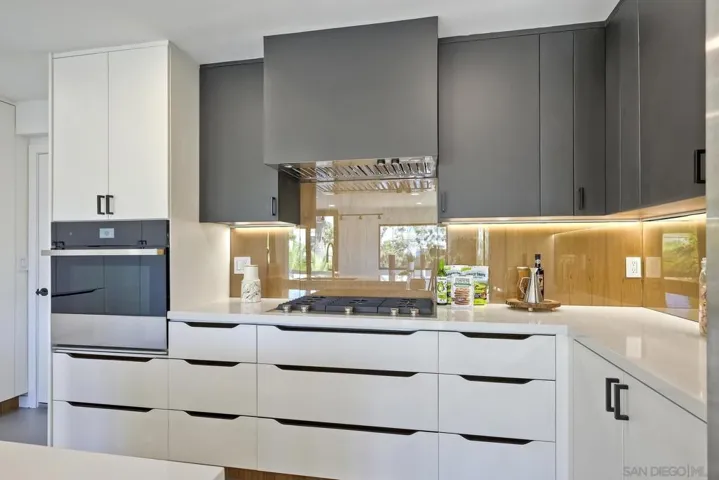 4204 Albatross Dr, San Diego, California 92103