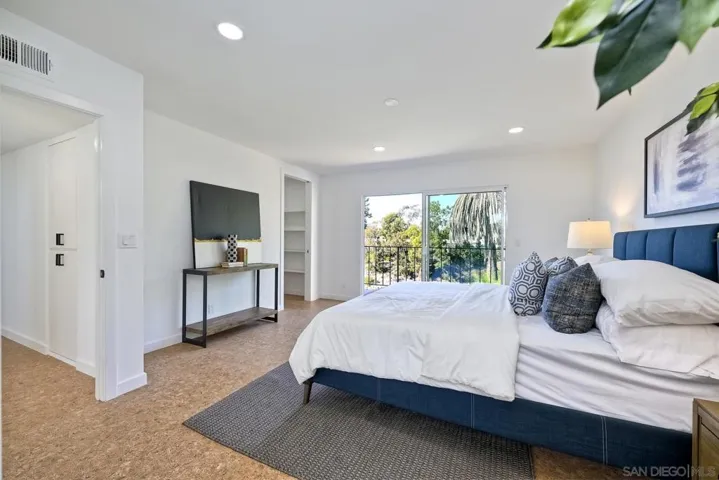 4204 Albatross Dr, San Diego, California 92103