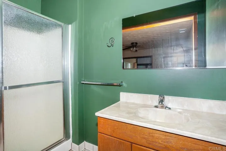 733 51 Virginia Place, San Marcos, California 92078
