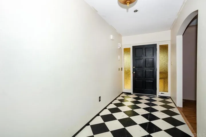 733 51 Virginia Place, San Marcos, California 92078