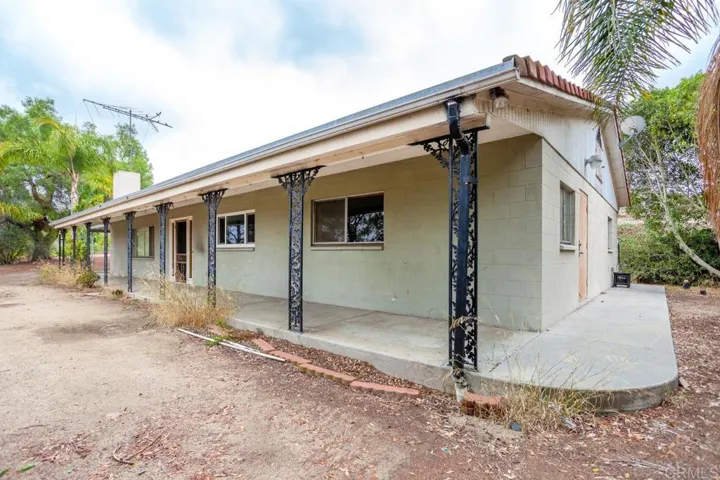 733 51 Virginia Place, San Marcos, California 92078