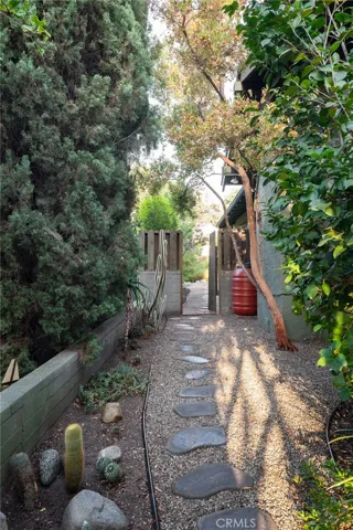 1415 Palm Terrace, Pasadena, California 91104