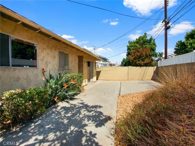 16342 Gentry Lane, Huntington Beach, California 92647