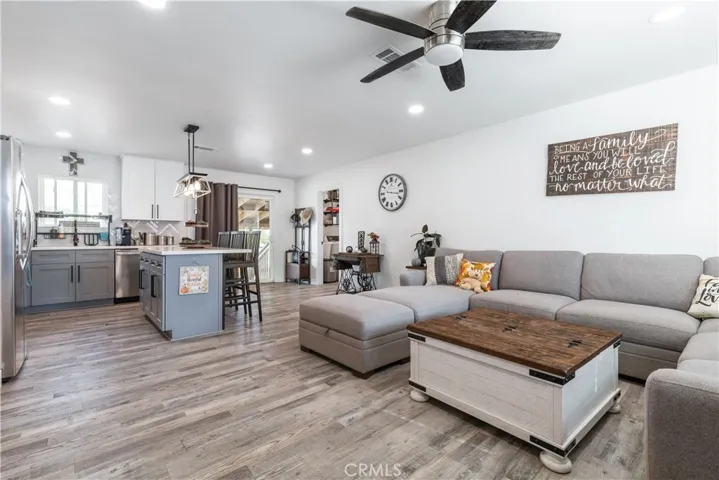 278 Escondido Way, Shandon, California 93461