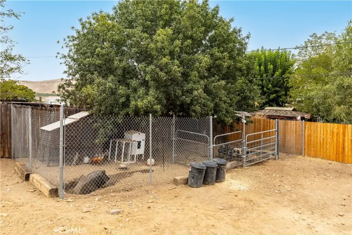 278 Escondido Way, Shandon, California 93461